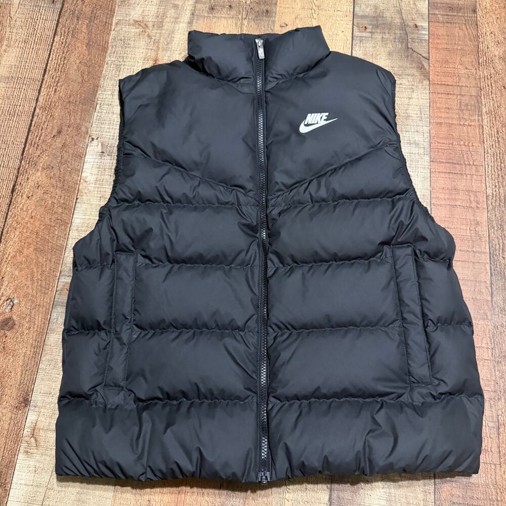 Nike Women's Black Duck Down Windrunner Puffer Vest Sz S Outdoor Hiking Full Zip